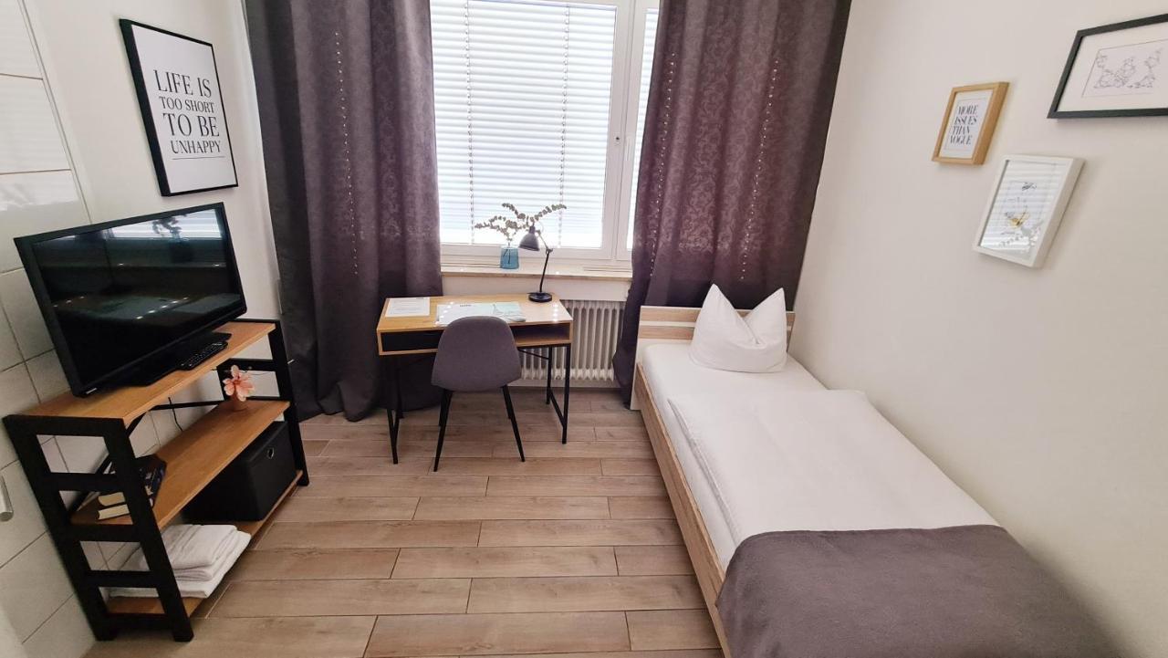 Horn Gaestehaus Leinfelden-Echterdingen Eksteriør billede
